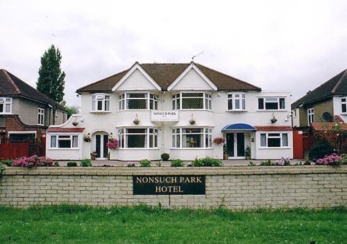 Nonsuch Park Hotel Epsom Exteriör bild